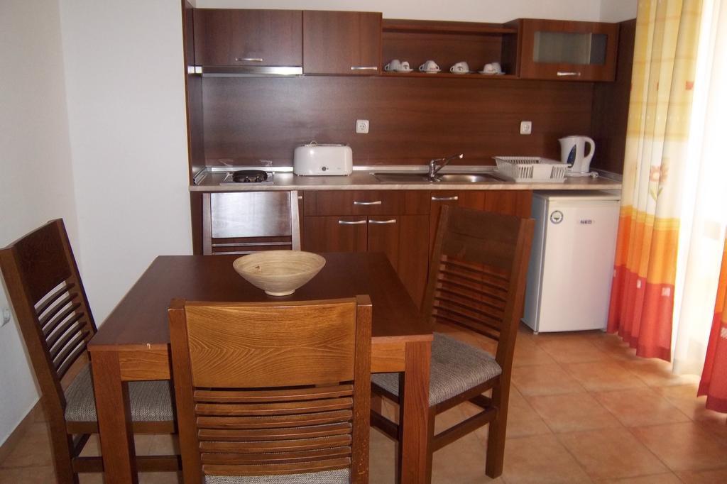 Apart Hotel Efir 써니비치 외부 사진
