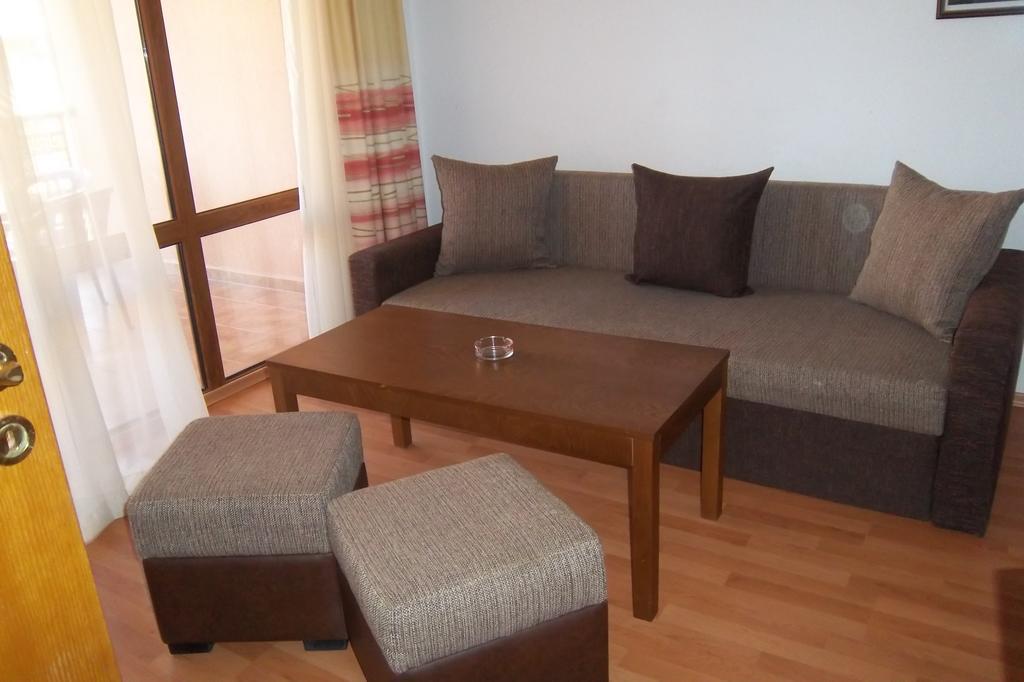 Apart Hotel Efir 써니비치 외부 사진